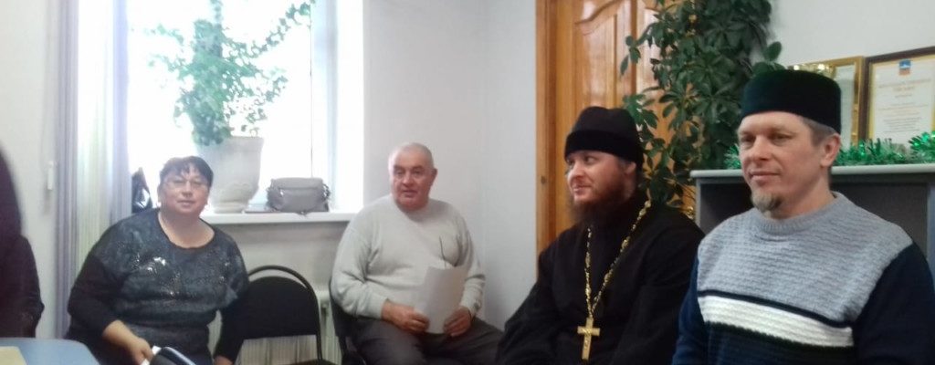Настоятель Свято-Казанского храма п. Сулея присутствовал на собрании депутатов